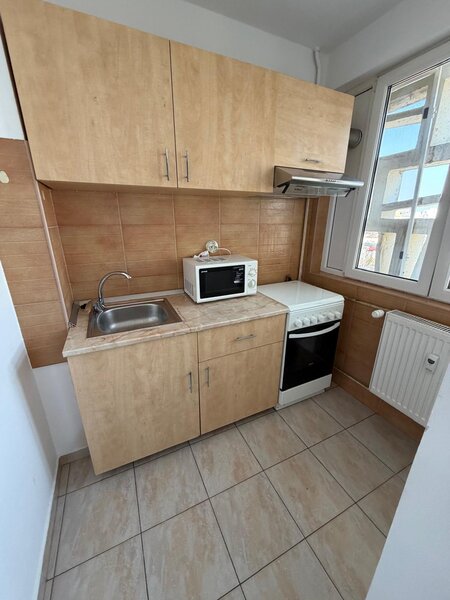 Iancului, Obor, 4 minute metrou.